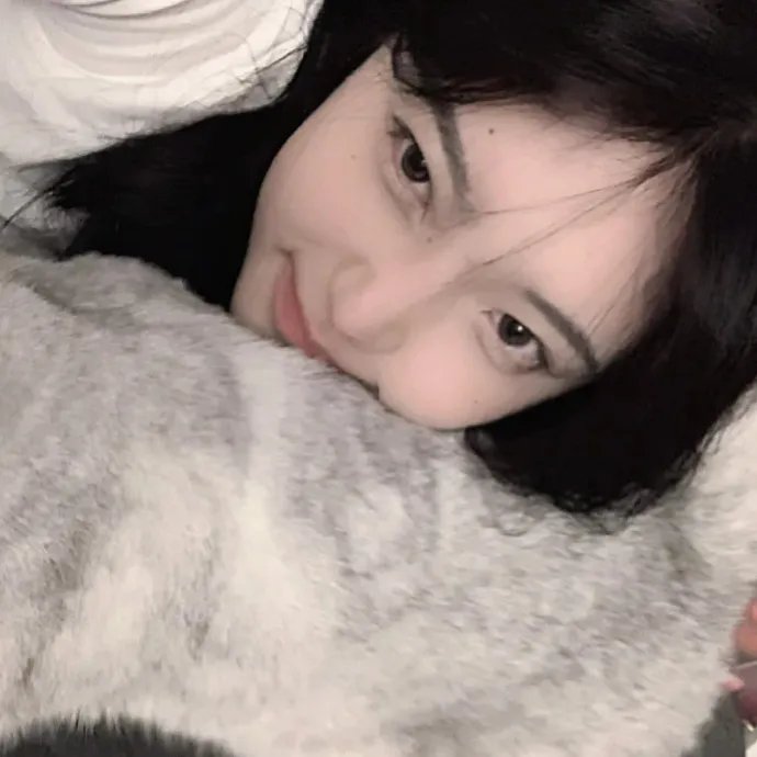 魔幻女儿国 封面