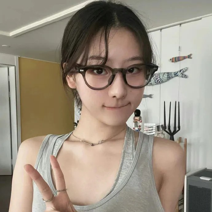 惊悚游戏 封面